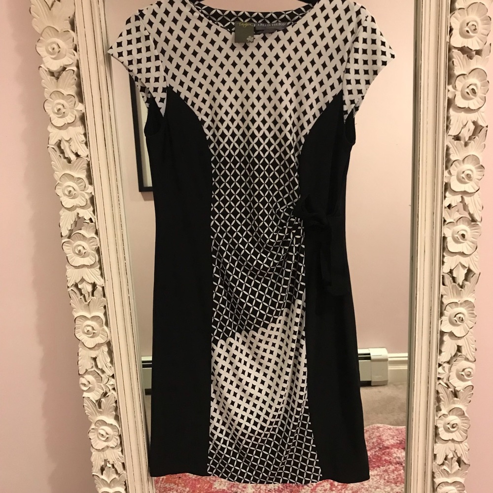 A Pea in the Pod maternity dress